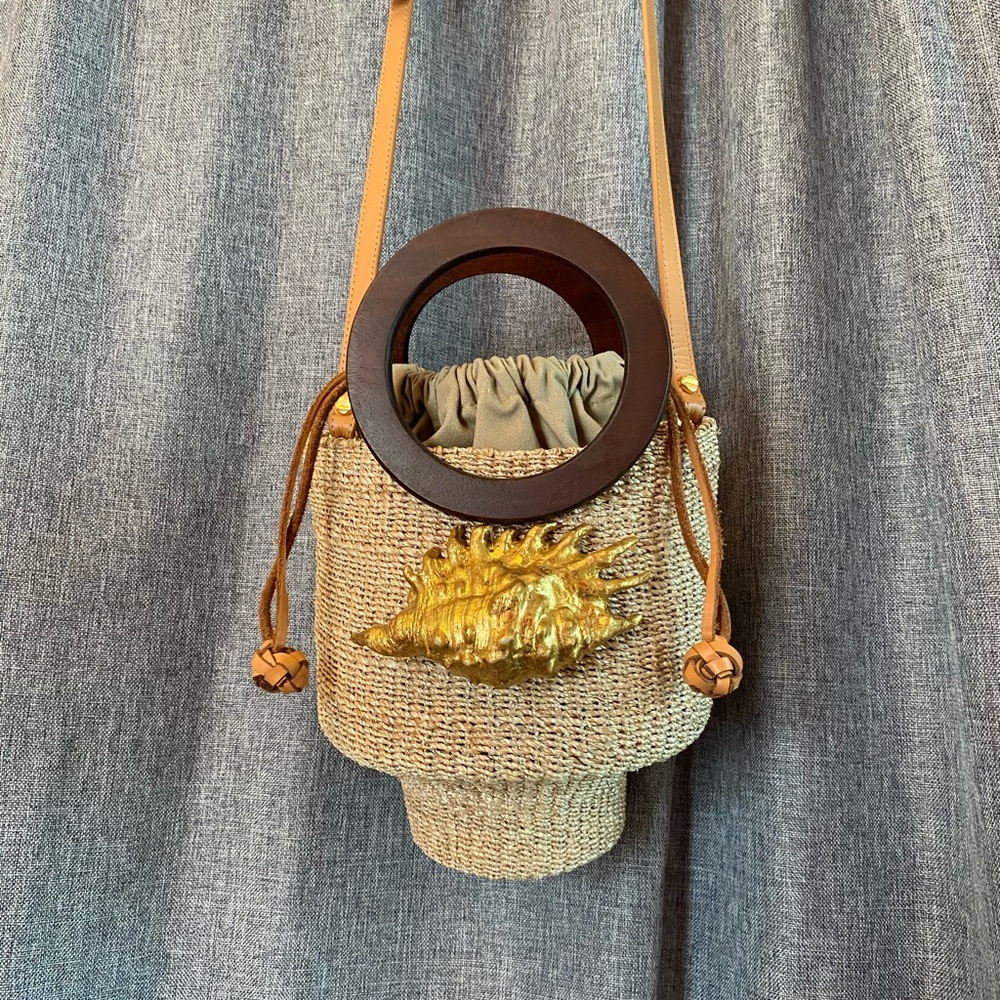 Aranaz Raffia Straw Bucket Bag